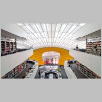 Norman Foster, Free University (2005), Berlin, germany, photo on architecture-history.jpg